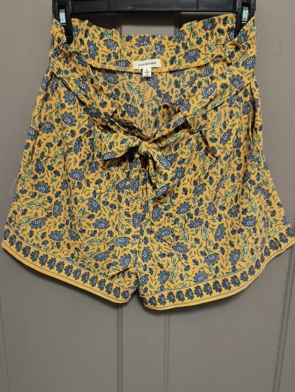 Max Studio Yellow Floral High-Waist Tie Shorts